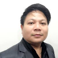 5 "Dr Dennis D." profiles