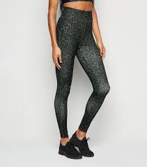 Styling your animal printed leggings may prove to be tricky and a bit overwhelming if you are not used to wearing lot of patterns. Khaki Leopard Print Sports Leggings New Look