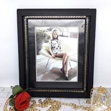 Jualbingkai kami merupakan pusat penjualan bingkai foto terbesar, termurah dan terpercaya di indonesia. Jual Bingkai Foto Frame Foto Pigura Foto Tempat Piagam 12r Frl05 Ukir Gold Kota Denpasar Mcg Store Tokopedia