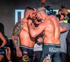 Dlouho vyhlíženému boxerskému duelu mezi rapperem marpem a českou jedničkou bojových sportů karlosem vémolou už nic nestojí v cestě. Oktagon Mma Presne Pred Rokem Staredown Ktery Podle Mnohych Rozhodl O Vitezi Zapasu Stoleti Kdo Tehdy Sledoval A Komu Ste Fandili Facebook