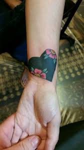 Tatuaje conejo en la oreja. 130 Ideas De Tapar Tatuajes Tapar Tatuajes Tatuajes Tatuaje Cover Up