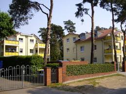 Our farm just 20 minutes away from the kurfürstendamm is the perfect place to enjoy this beautiful season. 3 Zimmer Wohnung Zu Vermieten Beethovenstrasse 19 14532 Stahnsdorf Potsdam Mittelmark Kreis Mapio Net