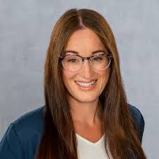 Erin Bunnell's Instagram, Twitter & Facebook