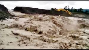 Silahkan klik link perda perbup apbd 2021 untuk selengkapnya. Tanggul Limbah Tambang Pt Bdms Jebol Cemari Sungai Di Malinau Beritakaltim Co