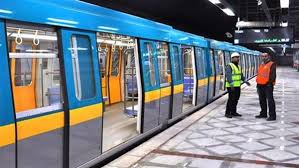 الهلال اليوم خبراء عن رفع سعر تذكرة المترو قرار لا بد منه للتطوير والصيانة وتحسين الخدمات ومردودها إيجابي لإنشاء خطوط جديدة ومجموعة حلول مقترحة للنهوض بأوضاع المرفق