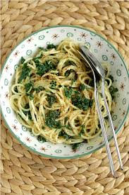 Un Plat Simple Et Sain Pour Lendemain De Fetes Et Une Seule Casserole Spaghetti Au Chou Kale Citron Ail Piment D Espelette Passion Gourmandise Chou Kale Recette