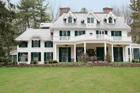 Tiny exteriors with a large interior. Black Windows And Other Window Trends Maison De Pax