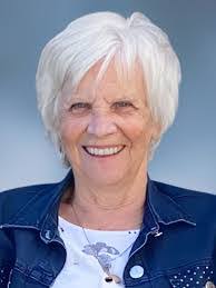 Georgette Girard's Instagram, Twitter & Facebook