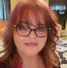 Can vampires eat normal food??? I'm asking cause, how did they deal with  bella and edward wedding dinner? Do they also drink alcohol? Wine,  champagne, etc...