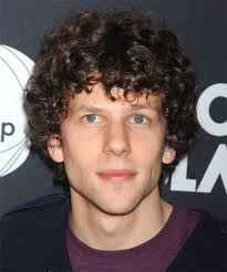 Donning curly hair for men is a challenge in itself. Jesse Eisenberg Hairstyle Easy To Hairstyles 2014 Curly Hair Styles Hair Styles 2014 Mens Hairstyles