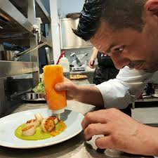 Buongiorno sono Franco, Cuoco di 43 anni con esperienza. Cerco struttura  per stagione invernale;con vitto e alloggio Grazie HO MODIFICATO IL POSTO  ED AGGIUNTO FOTO DI MIEI PIATTI; TRATTO UNA CUCINA ITALIANA ,