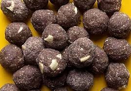 Simple and healthy recipe for kids, sweet regi boorelu recipe.the main ingredients are ragi pindi/ finger millet flour and jaggery. Healthy And Tasty Ragi Laddoo Nutritious Finger Millet Sweet Everyday Veg Cooking