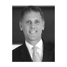 slideshow] Estée Lauder Shakes Up Senior Leadership in High-Growth  Categories