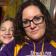 Sheila Maxwell (@SheilaMthrives)