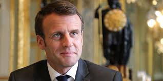 Emmanuel macron arrive au domicile de jacques chirac, rue de tournon, à paris, jeudi soir. Macron Annonce Un Fonds De 225 Millions D Euros Pour Soutenir La Creation