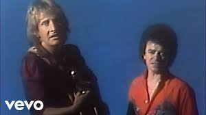 Quer a sua música é brasileira rock, pimba, fado, salsa, bossa nova, rumba ou música popular listadas abaixo estão alguns dos seus favoritos internacionais tipos de música a partir de muitas línguas diferentes em todo o globo. Air Supply All Out Of Love Official Video Youtube