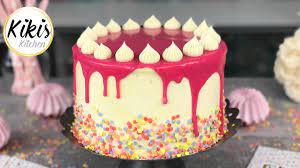 Sie lieben torten und sind ein leidenschaftlicher hobbybäcker? Die Ultimative Geburtstagstorte Drip Birthday Cake White Chocolate Frosting Drip Torte Youtube