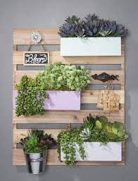 How to make a pallet succulent garden. Pin On Home Decor