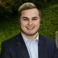 Who is the best hair stylist for men in Greenville, SC?