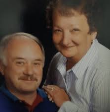 Can I safely remove a mole?