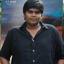 Latest movies which karthik subbaraj has directed are jagame thandhiram, petta, meyaadha maan, mercury and chikkadu dorakadu. Karthik Subbaraj Says There Is A Controversy With Meyaadha Maan