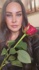 My babies brought me a rose! On Friday, my sweet hubby stopped by my office  and said my girls had something for me, and they bought me a rose. It's  moments like