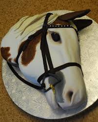 Love That Cake Too Gateau Cheval Gateau Anniversaire Original Cheval
