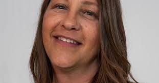 Debbie Dahnke's Instagram, Twitter & Facebook