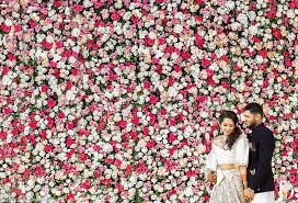 Trending All Floral Wall Decor We Spotted At Weddings Minimal Wedding Decor Indian Wedding Decorations Wedding Decorations