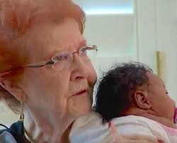 Airline Refuses To Let Dad Board Plane With Baby So Elderly Woman Says 'I'm  Taking You Home' 😯 video in the comments 👇