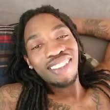 Photos surface of Biggie Smalls daughter at Voletta Wallace's funeral 🕊️