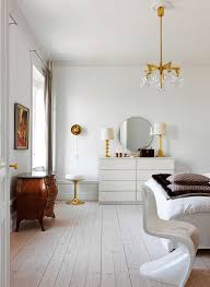 Pin By Emma On Bedroom Home Decor White Interior Minimalist Living Room
