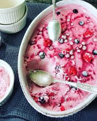 Yaourt Glace A La Framboise Glace A La Framboise Pouding Yaourt Glace