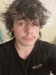 Logan Hornsby's Instagram, Twitter & Facebook