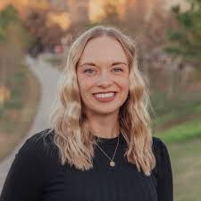 Madison Buell's Instagram, Twitter & Facebook