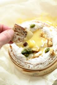 Camembert Roti Au Four Un Dejeuner De Soleil Camembert Roti Roti Au Four Camembert Au Four