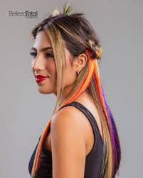 ✨Estilista Nominado Año 2025✨ Elegir un estilista nominado significa que se  destaca en el gremio por su innovación, actualización y desempeño. Belleza  Total se llena de mucha satisfacción en nominar a estos