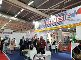Csr pertamina juga fokus dalam pemberdayaan masyarakat melalui peningkatan infrastruktur dan program pertamina peduli bencana alam. 26 Contoh Proposal Pengajuan Dana Csr Pertamina Info Dana Tunai