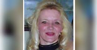 Kim Mckenzie's Instagram, Twitter & Facebook