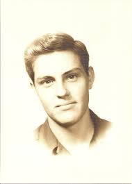 Robert Holcomb Obituary (1933