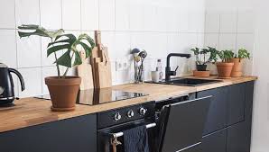 Pour une ambiance élégante assurée optez pour le noir, infaillible dans votre cuisine. Tendance Deco La Cuisine Noire Shake My Blog