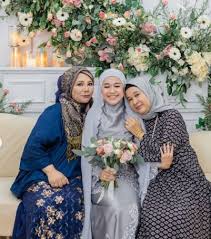 British reacts to ajl32 syamel ernie zakri aku cinta reaction.mp3. Syamel Punya Ciri Ciri Suami Idaman Hormat Ibu Bapa Ernie Zakri Mingguan Wanita