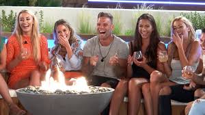 'love island italia è un gioco che cattura la mente'. Great News Love Island Season 3 Just Dropped On The Itvhub