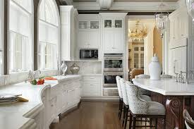 Kitchen seating areas around islands and peninsulas, are gaining in popularity. 13 Photos Of Luxurious Curved Kitchen Islands Feelswarm