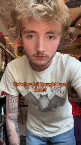 @Blake Rouse hahahaha yall want this? #folksinger #folk #folkmusic  #originalsong #independentartist #singersongwriter