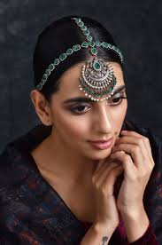 Annie Green Victorian Faux Diamond Mathapatti