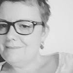 Kari Timms's Instagram, Twitter & Facebook