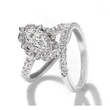 It S All About The Details In This White Gold Neil Lane Marquise Diamond Engagement Ri Engagement Rings Marquise Fashion Rings Marquise Diamond Engagement Ring