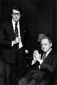 Quelques Annees Apres La Mort De Christian Dior Yves Saint Laurent Quitte La Prestigieuse Maison De L Avenue M Yves Saint Laurent Christian Dior Photo De Mode