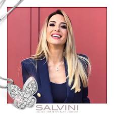 Giornalista professionista, conduce il programma dedicato alla champions league su, conduce pressing serie a su italia 1. Salvini La Splendida Giorgia Rossi Splende Con I Facebook